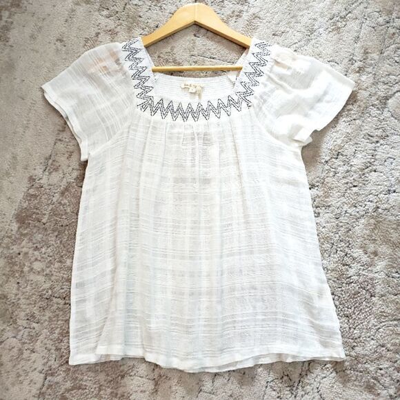 Hem & Thread Anthropologie Ivory Smocked Cotton Embroidered Boho Cottagecore Top - Picture 1 of 13